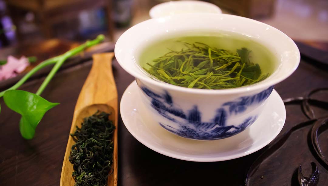Zöld tea hatása a gyomorra